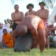 93- Lever de pierre original, lancer de 100kg direct  sur l'epaule 